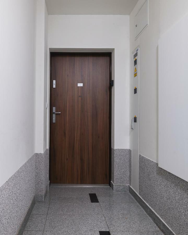 P&O Serviced Apartments Wawrzyszewska 바르샤바 외부 사진