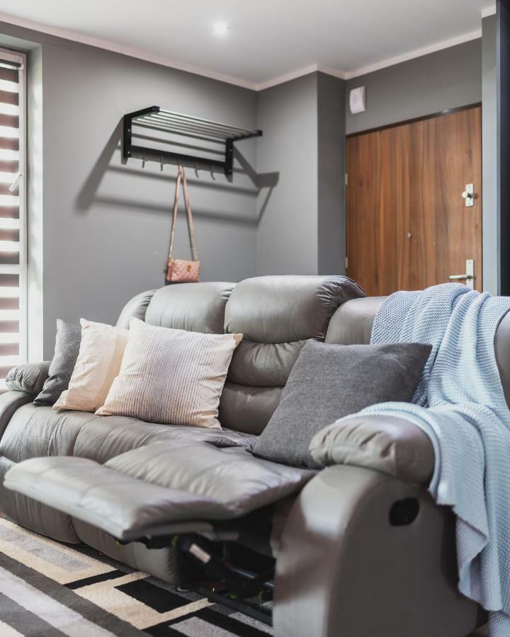 P&O Serviced Apartments Wawrzyszewska 바르샤바 외부 사진
